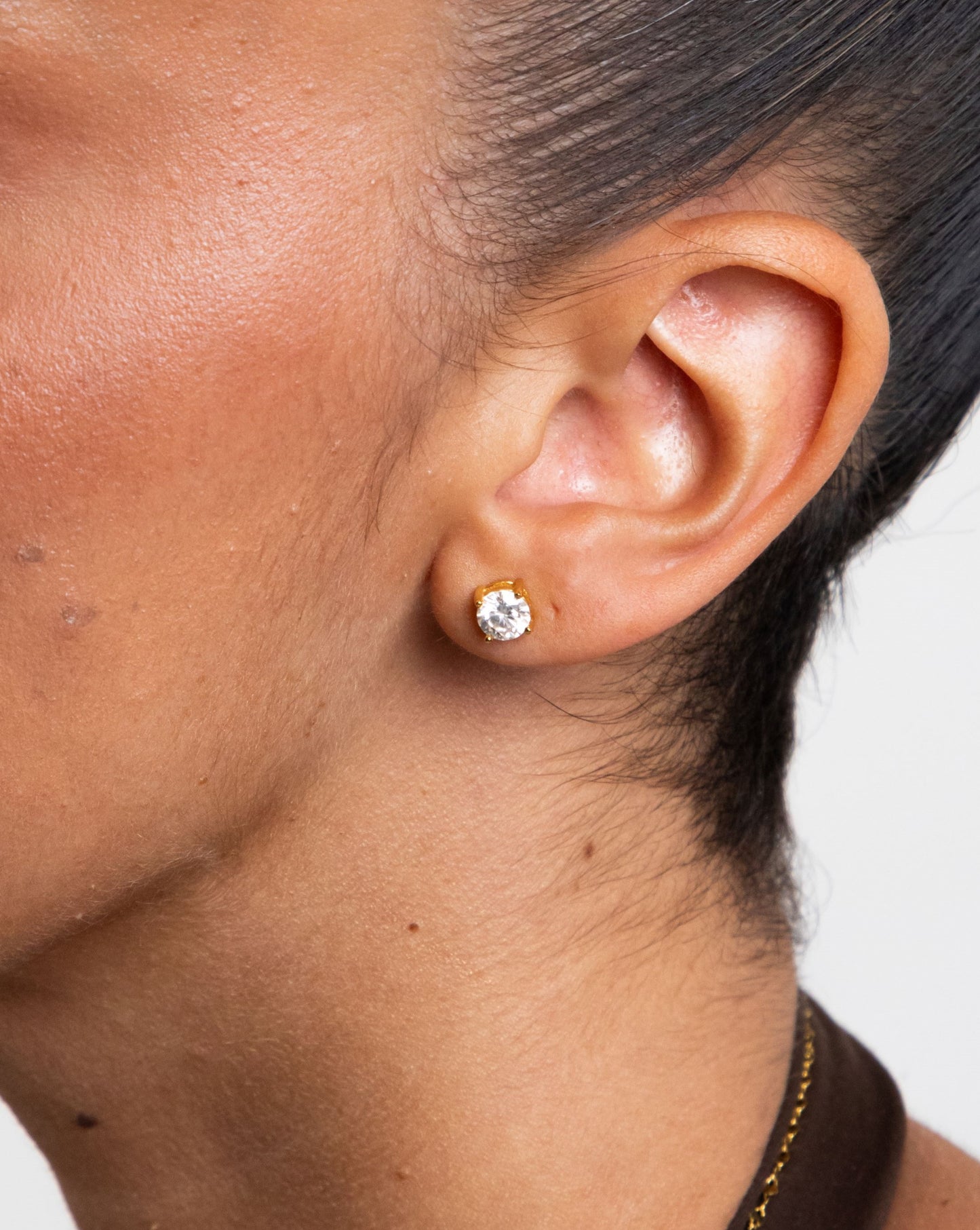 Staple Studs